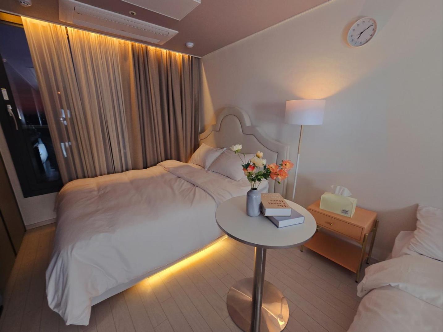 Dongseongro Dsr&U Hotel Room Daegu Exterior foto